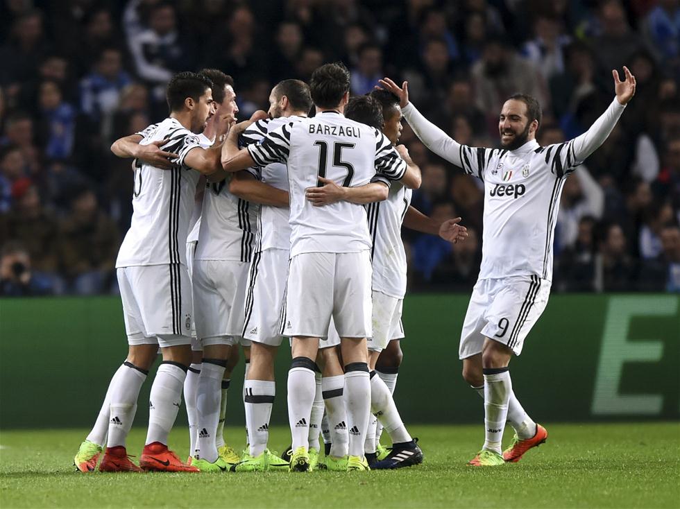 场均24.4分！鲍威尔可以出战今日对篮网的比赛（场均24.4分的鲍威尔确认出战今日对阵篮网）