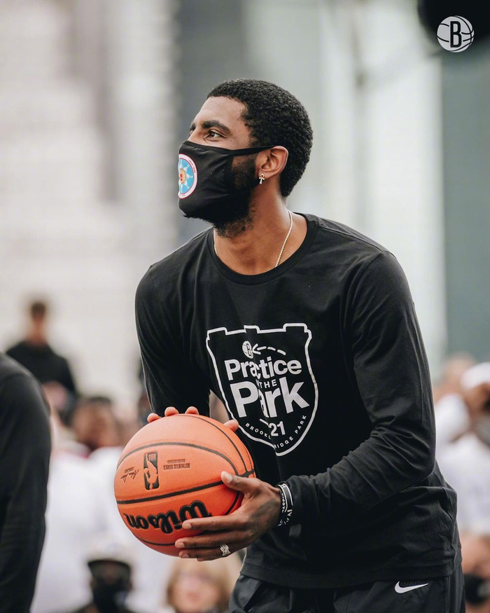 英超球员专访：凯恩谈个人状态,（英超射手凯恩专访：自评当下状态）