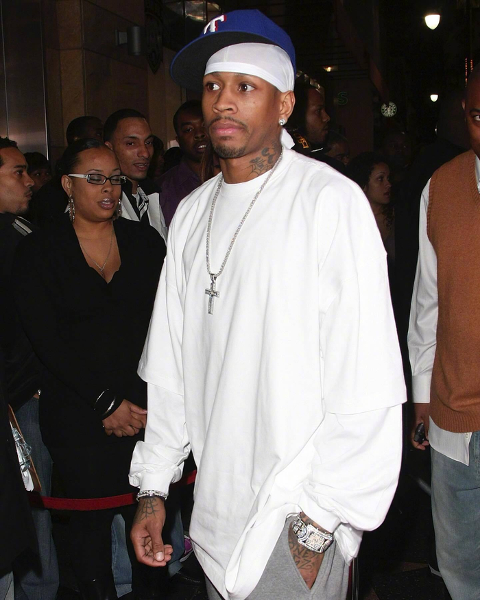 加盟尼克斯前兆？字母哥豪掷1410万美金 在纽约购买2500平米公寓楼（字母哥斥资1410万美元在纽约购入2500平米公寓楼，尼克斯加盟信号？）