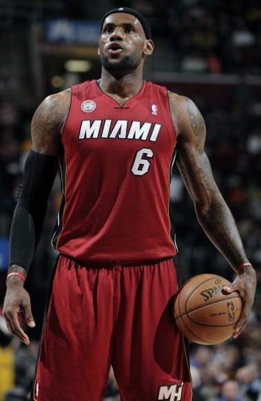 进球助攻双榜首，帕斯12轮造9球意甲球员直接参与进球数第一（帕斯12轮9次参与破门，进球+助攻双榜领跑，居意甲第一）