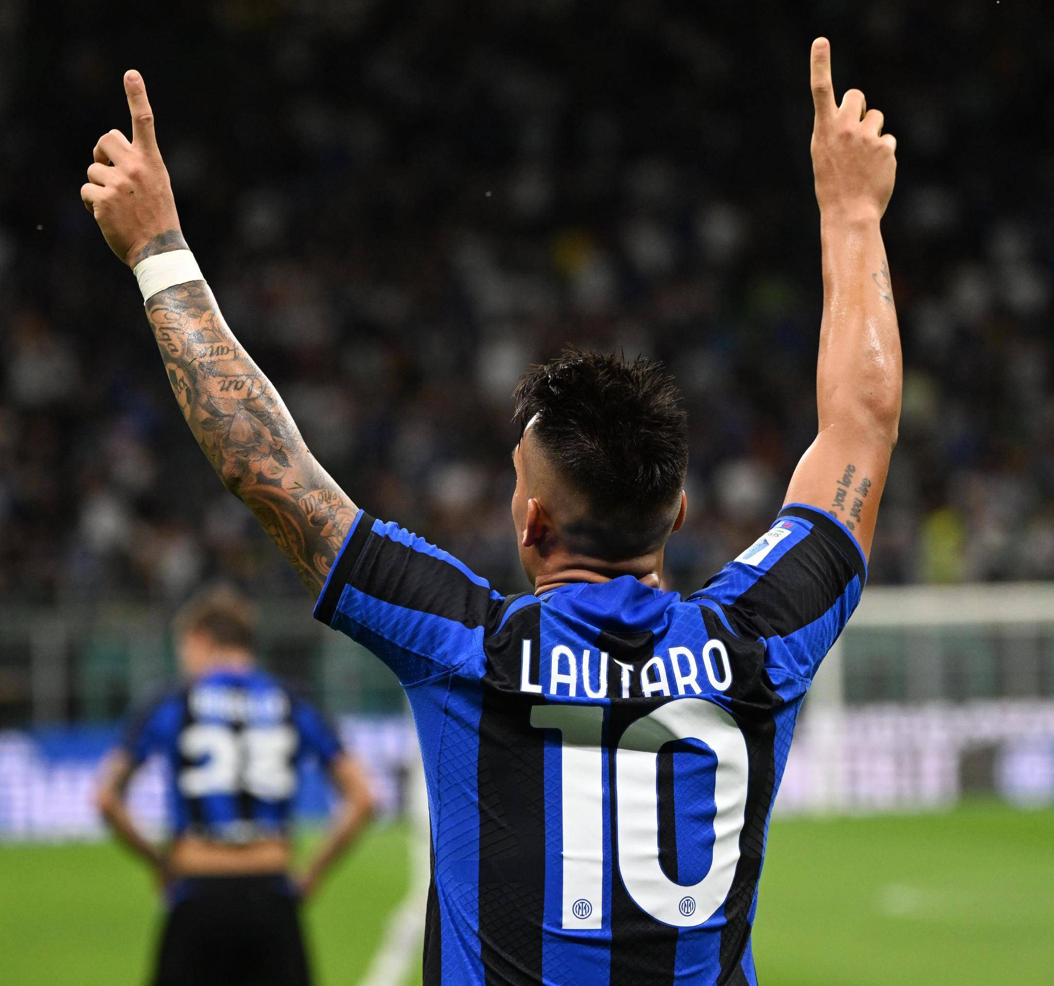 布鲁日主帅：球队尊重并钦佩巴萨，但也希望对手别小觑我们（布鲁日主帅：敬重巴萨，但不希望被对手小看）