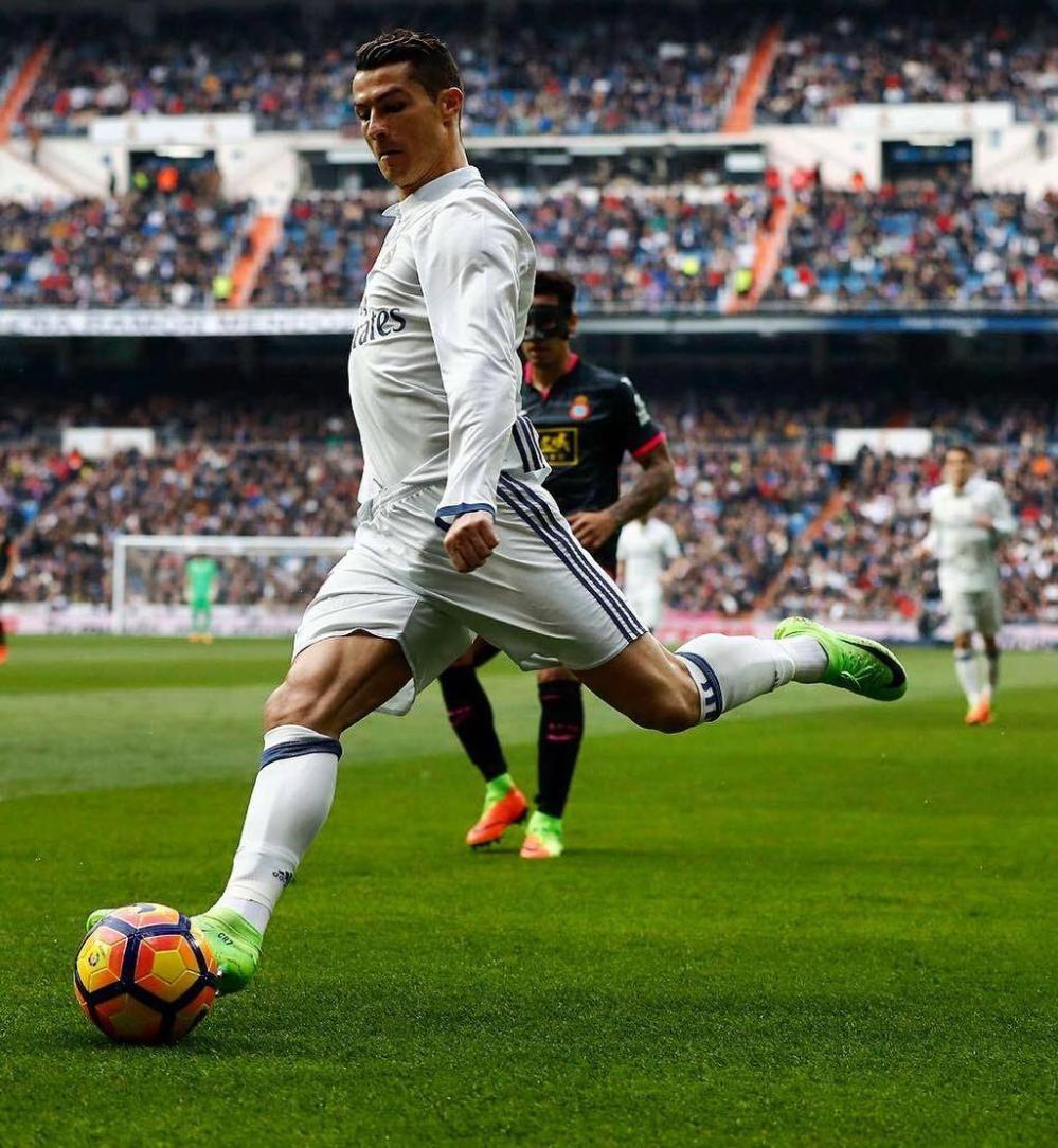 半场战报：三镇0-2山东，泽卡建功，刘洋破门（半场速报：三镇0-2山东，泽卡、刘洋先后建功）