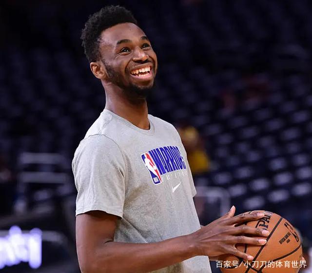 德媒：于帕索要1600万欧的年薪+200万欧奖金，外加高额签字费（德媒称于帕索开出1600万欧年薪、200万欧奖金，另索高额签字费）