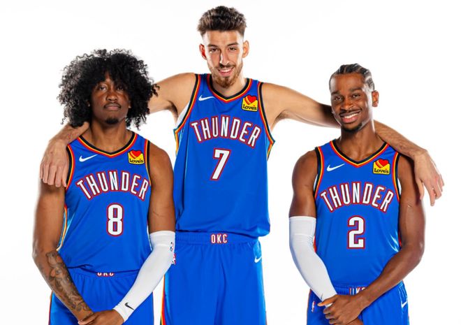 全队懒散毫无防守，不惨败才怪（球队松懈防守形同虚设，惨败在所难免）