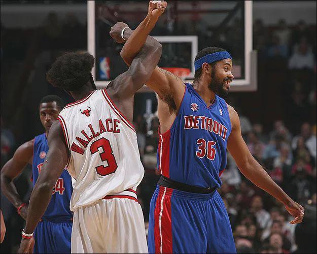 U21联赛综述：英博2-1绝杀浙江，下轮取胜即可提前一轮夺冠（U21联赛快报：英博2-1读秒击退浙江，下轮若胜将提前一轮封王）