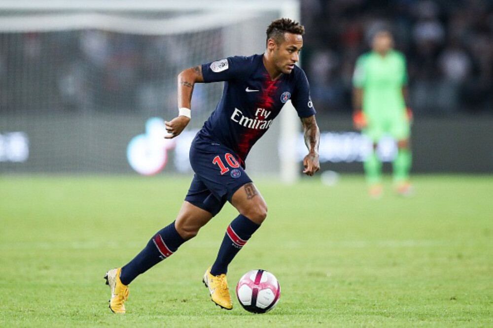 邓弗里斯：老图拉姆是我的偶像；生涯早期我不是最出色的球员（邓弗里斯：老图拉姆是我的榜样；职业初期我并非顶尖）