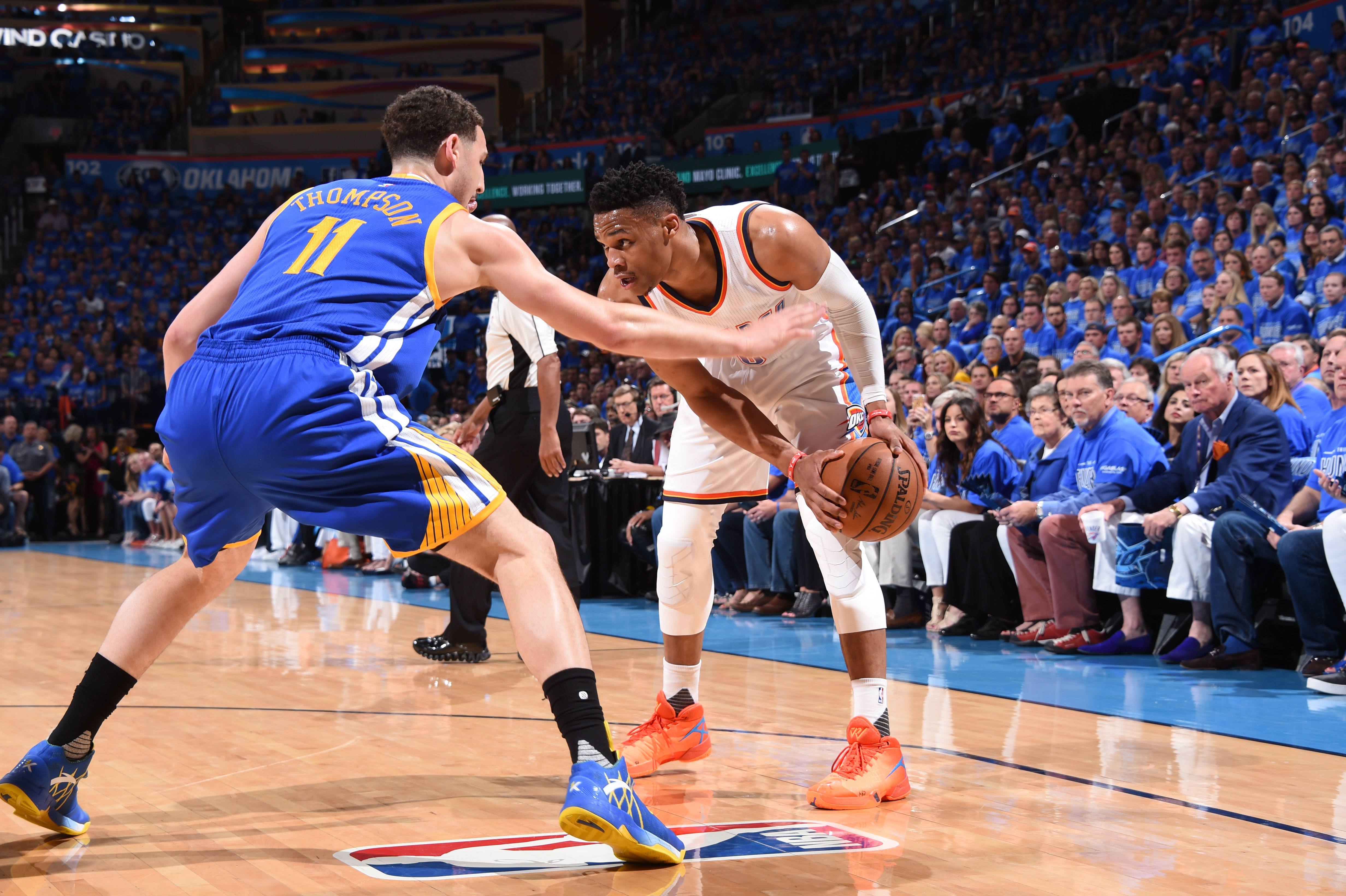 马斯切拉诺：让苏牙替补不是容易的决定，我们周中就沟通过（马斯切拉诺：安排苏亚雷斯替补并不轻松，我们已在周中提前沟通）