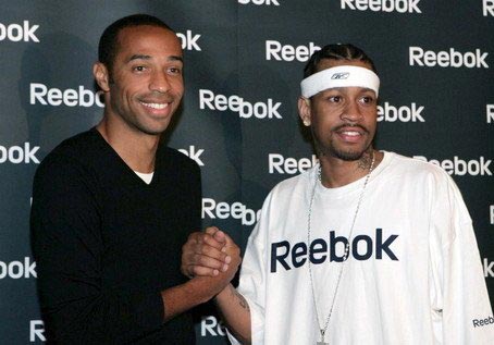 杨瀚森出战35分09秒，14中7砍下20分7板7助2断2帽（杨瀚森35分09秒高效14投7中，砍下20分7篮板7助攻并有2抢断2封盖）