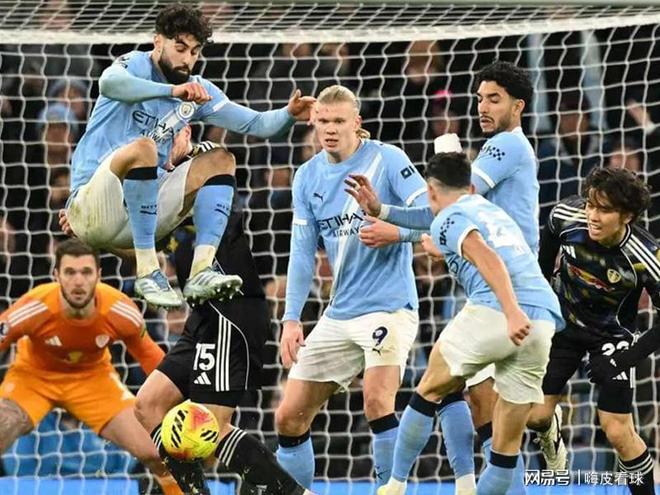 利物浦萨拉赫任意球破门锁定胜局（萨拉赫任意球建功，助利物浦锁定胜局）